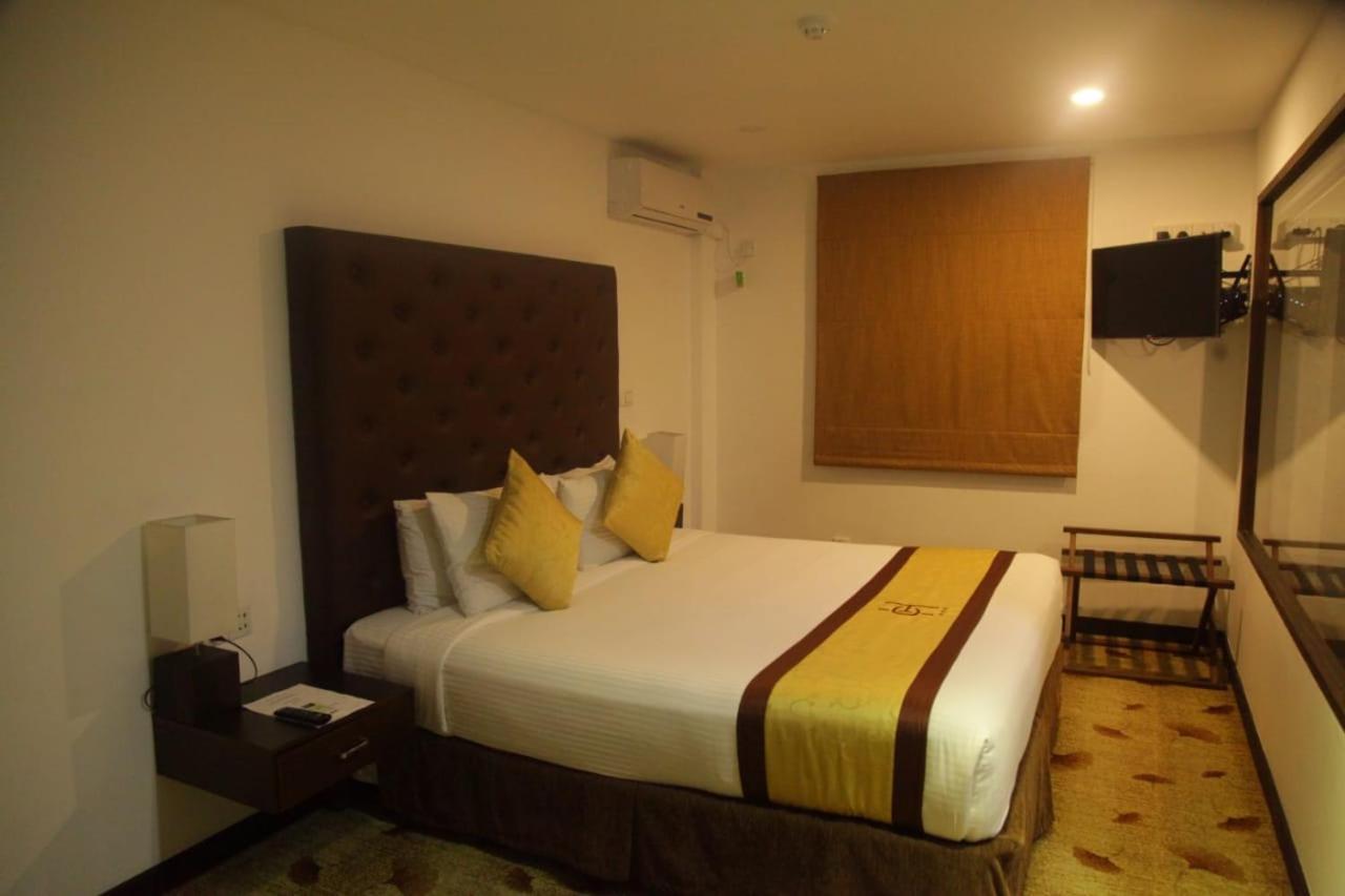 City Hotel Colombo 02 Εξωτερικό φωτογραφία